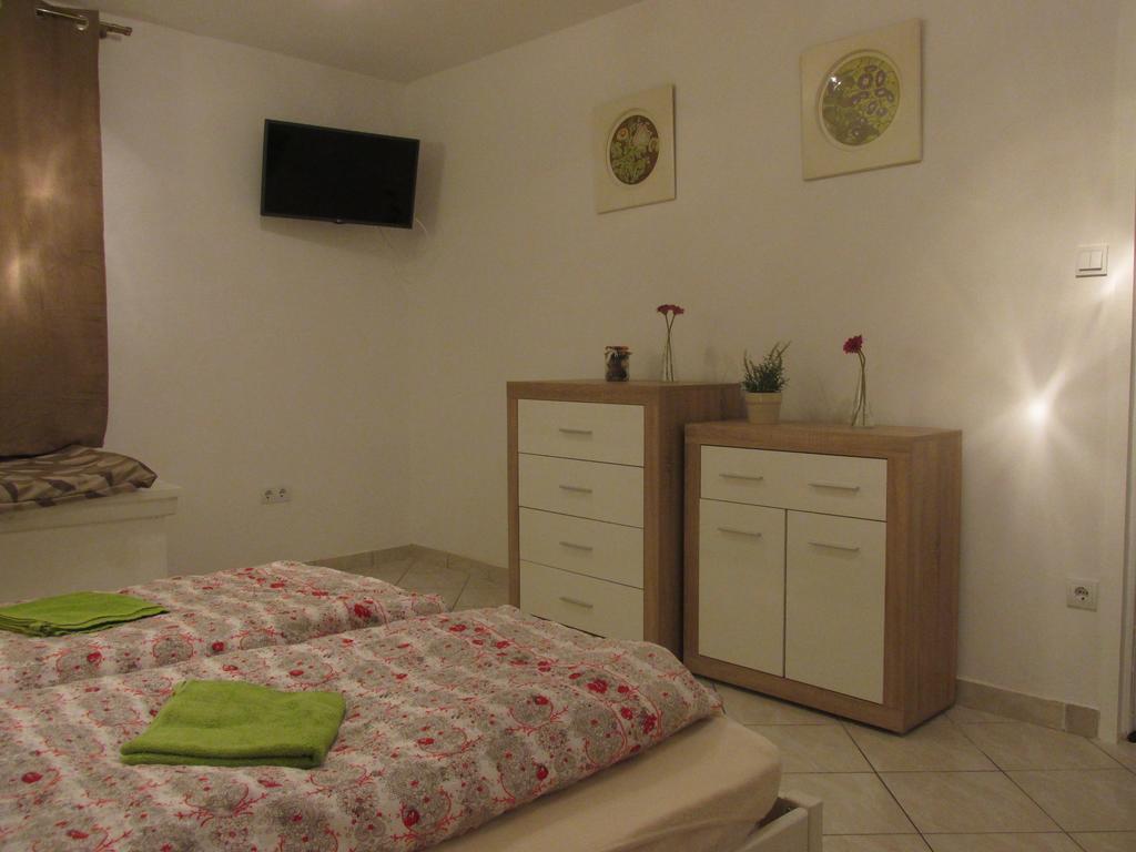 Fortuna Apartments Эгер Экстерьер фото