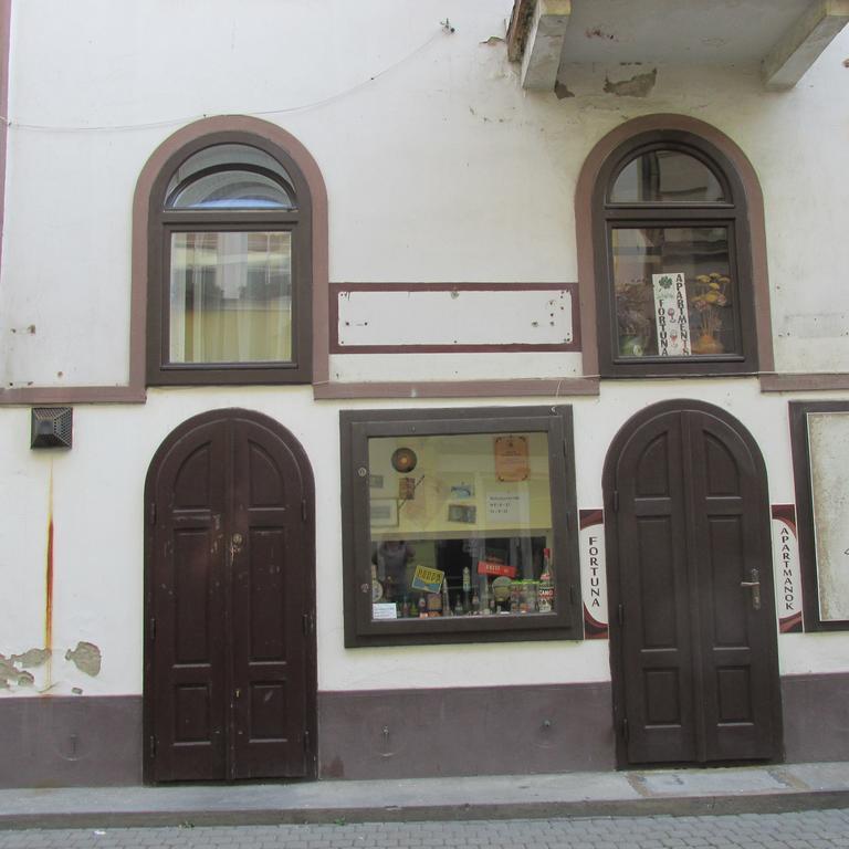 Fortuna Apartments Эгер Экстерьер фото